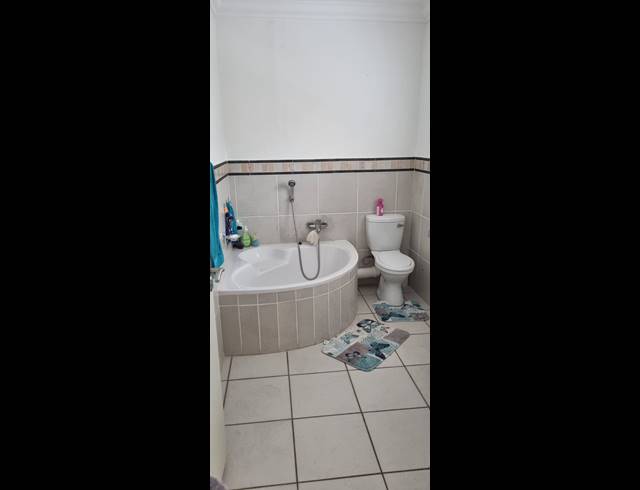 3 BEDROOM APARTMENT FOR SALE IN BEACON ROCKS
